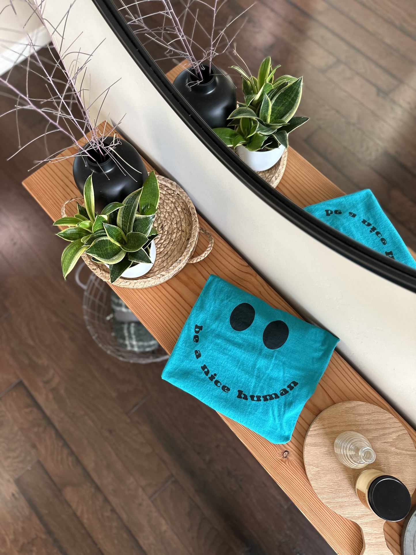 Unisex T-Shirt - Be a Nice Human